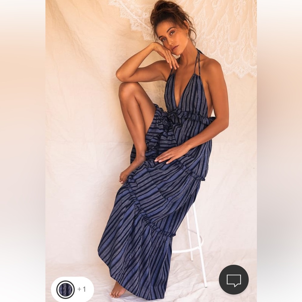 Lulu’s Vacay striped blue halter dress L